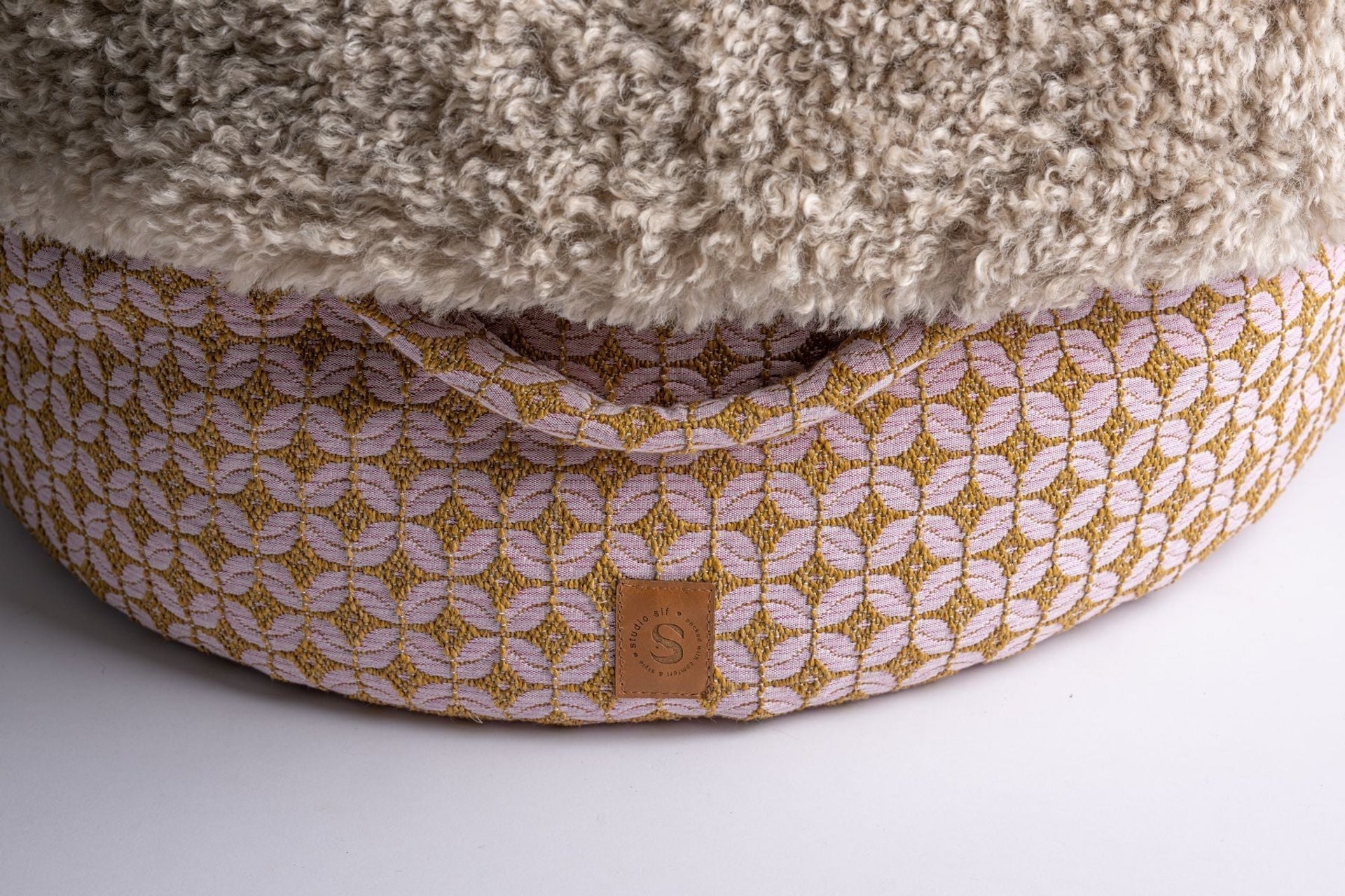 Pooch Pouch Rosedust